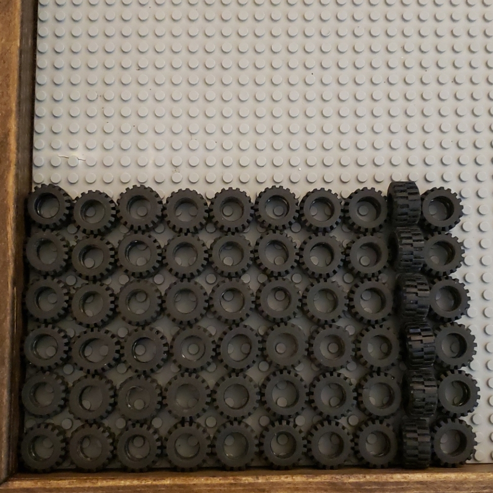 Lego Bag of Tires 010